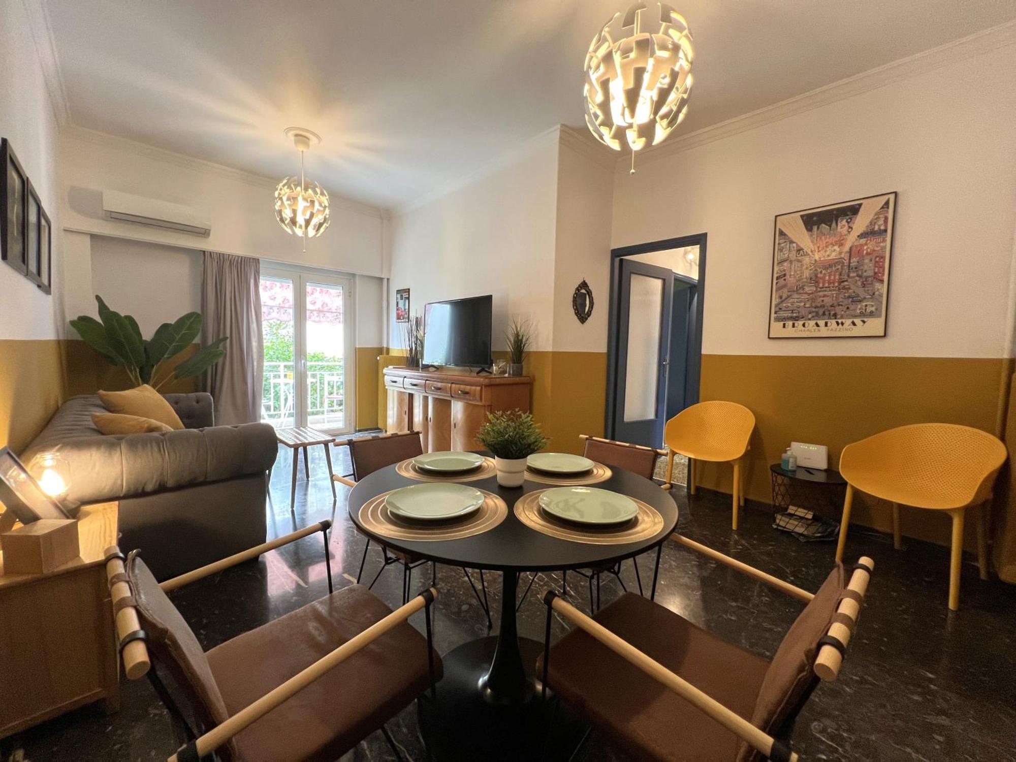 Athenian Vintage Style 2 Bdr Apartment Exterior foto